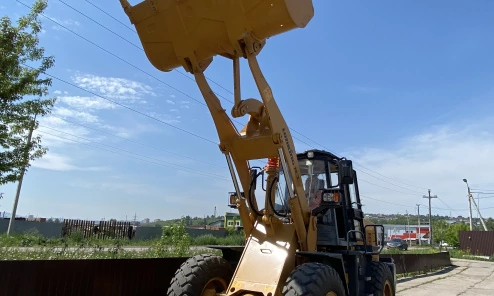 Фронтальный погрузчик Lonking LG833N, 3 гидролинии