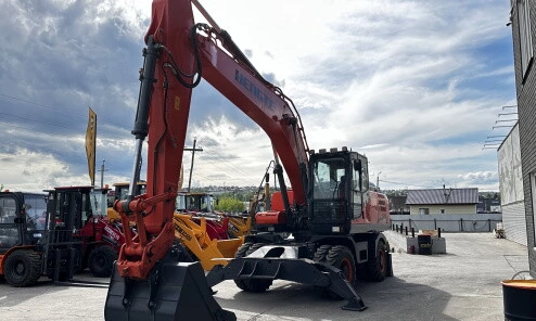 Экскаватор Hengte HT215W ( в габарите)